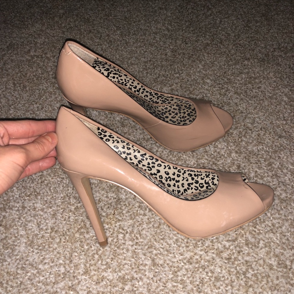 Jessica Simpson peep toe heel - Picture 2 of 4